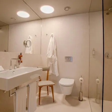 Raw Culture Art & Lofts Bairro Alto Aparthotel Lissabon