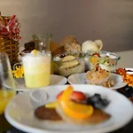 Aparthotel Raw Culture Art & Lofts Bairro Alto 5*