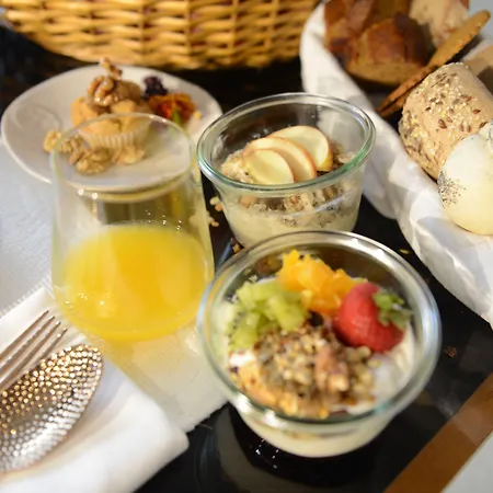 Raw Culture Art & Lofts Bairro Alto 5* Lisbon
